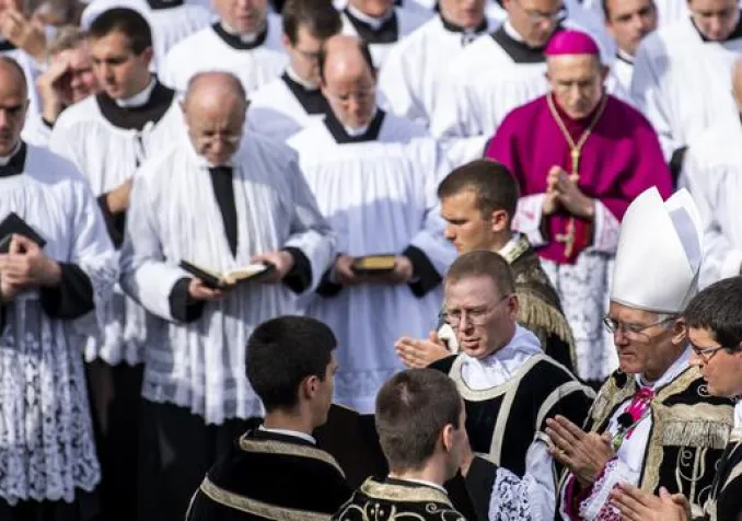 KEYSTONE - JEAN-CHRISTOPHE BOTT