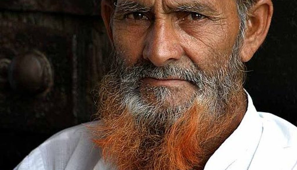 Un homme avec la barbe teinte au henné Un homme avec la barbe teinte au henné / ©Wikimedia Commons/Steve Evans Citizen of the World/CC-BY-2.0