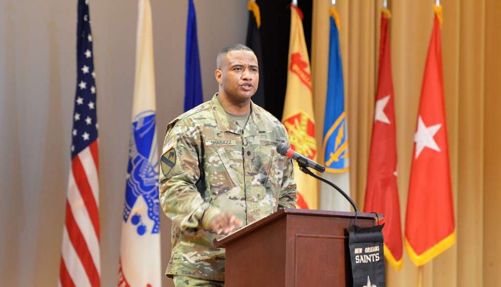 Khallid Shabaz, musulman, colonel dans l’armée US et favori de TikTok Khallid Shabaz, musulman, colonel dans l’armée US et favori de TikTok / ©Picryl.com/Domaine public/U.S. Army photo by Staff Sgt. Chris McCullough