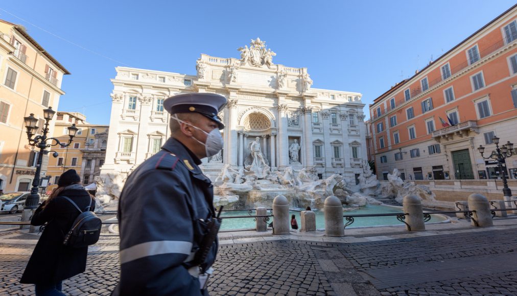 A Rome, le tourisme et sa manne financière sont désormais secondaires face aux mesures sanitaires. A Rome, le tourisme et sa manne financière sont désormais secondaires face aux mesures sanitaires. / istock-Em Campos